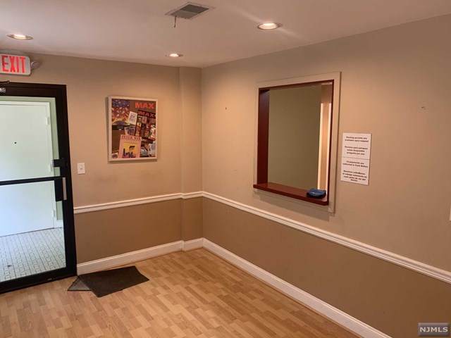 6010 Kennedy Boulevard - Photo 1