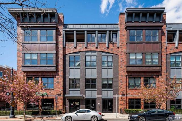 187 Warren Street - Photo 1