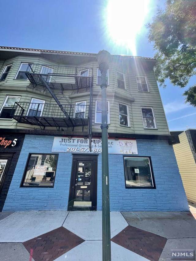 500 Kearny Avenue - Photo 1