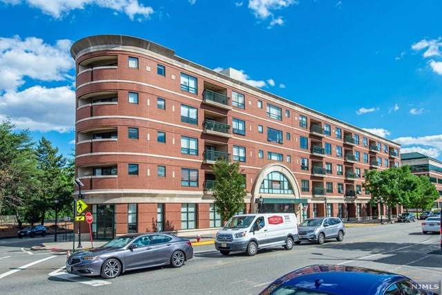 1 Orient Way - Photo 1