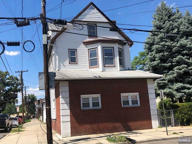 60-62 Passaic Street - Photo 1