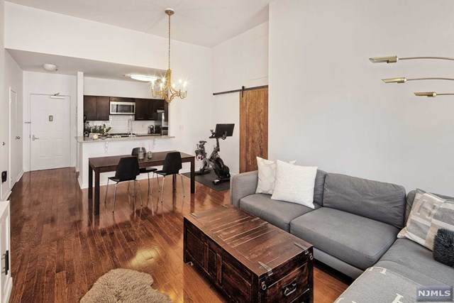 501 Adams Street - Photo 1