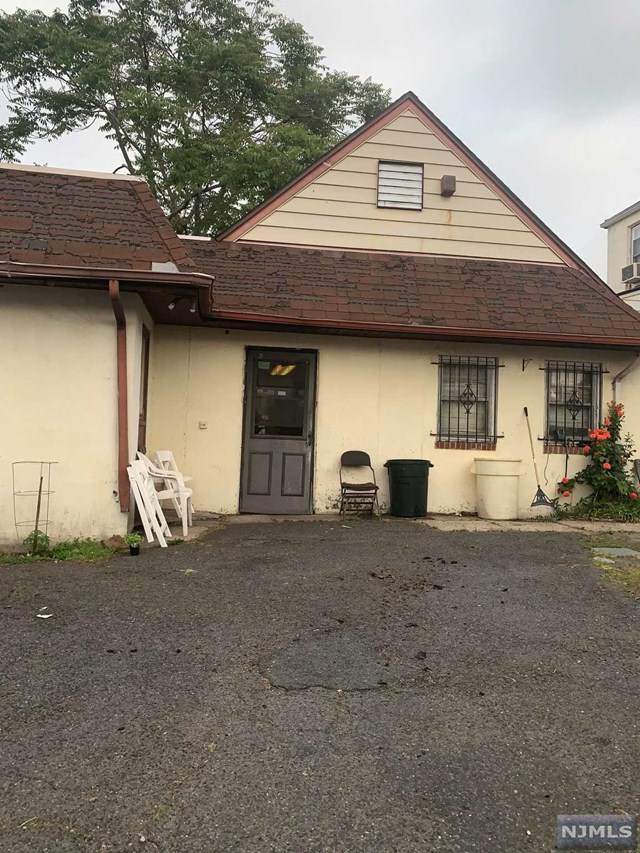 19 Honiss Street - Photo 1