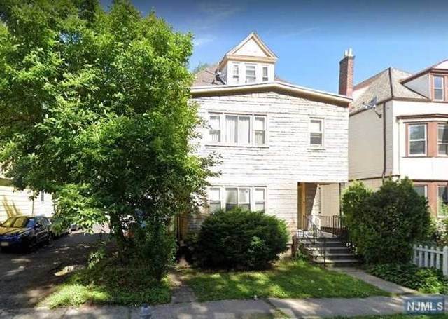 25 17th Street - Photo 1