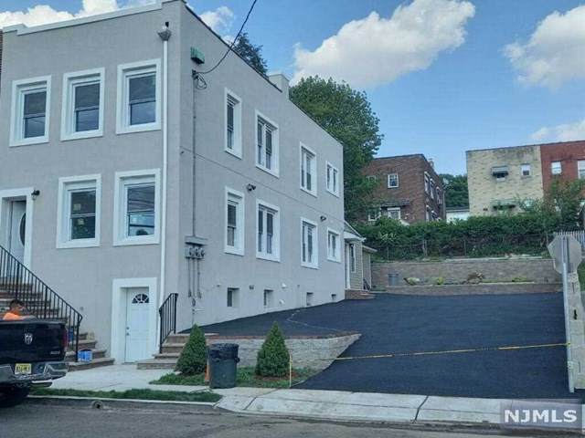 210 Sedore Avenue - Photo 1