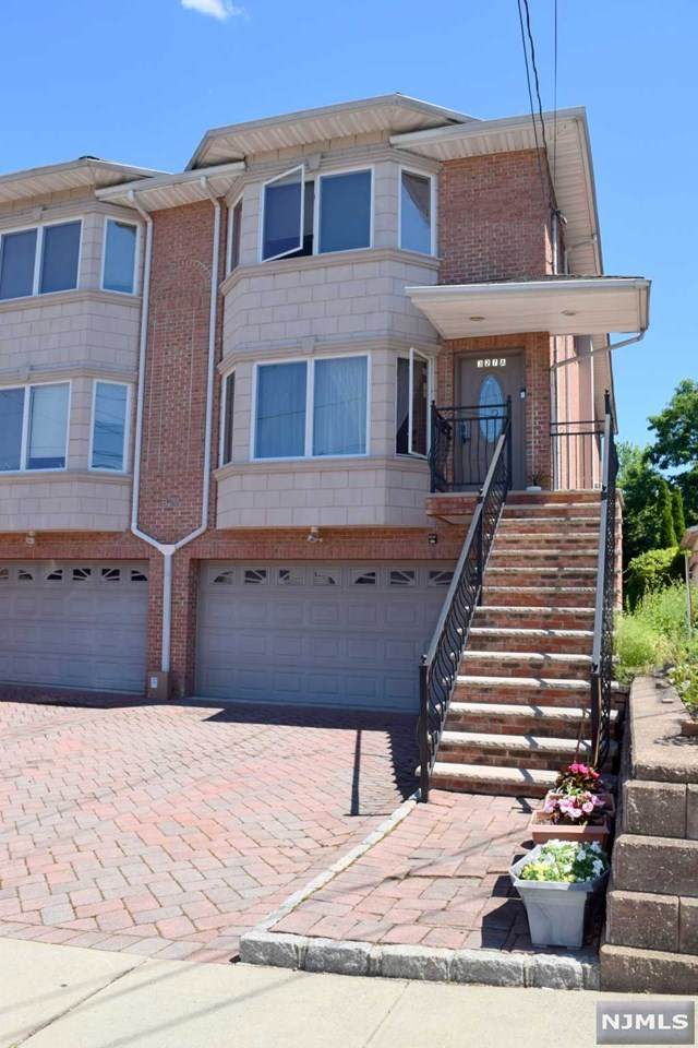 327 Ruby Avenue - Photo 1