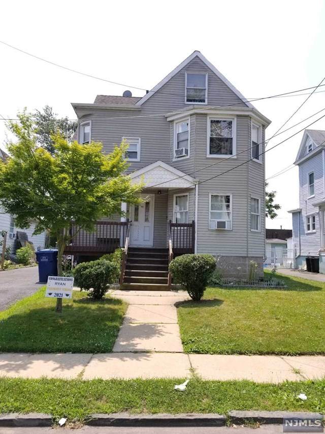 89 Maple Avenue - Photo 1