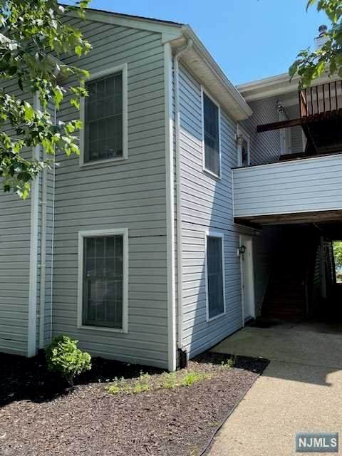 5 Stonyridge Drive - Photo 1