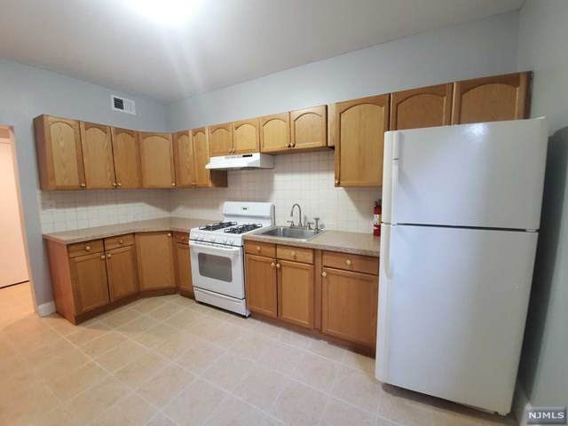 263 Harrington Avenue - Photo 1