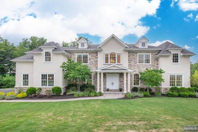 1 Falcon Point Drive - Photo 1