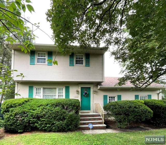 955 River Road - Photo 1