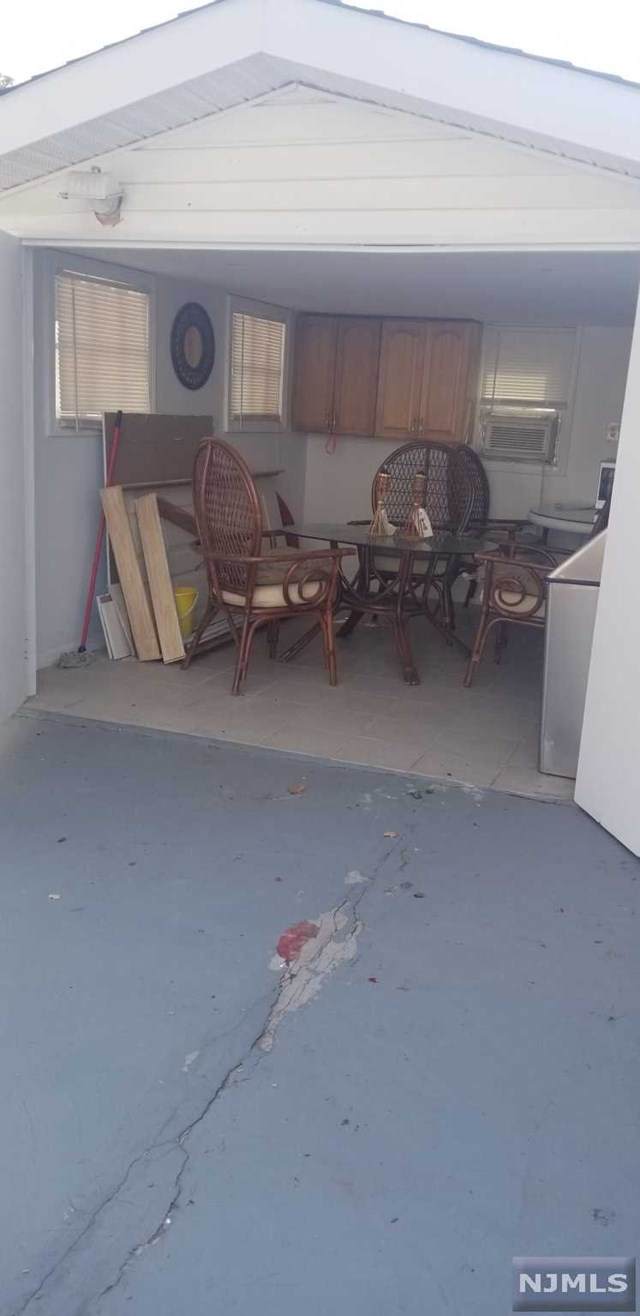 108 Chestnut Street - Photo 1