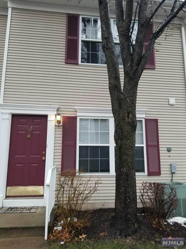 2324 Oliver Court - Photo 1