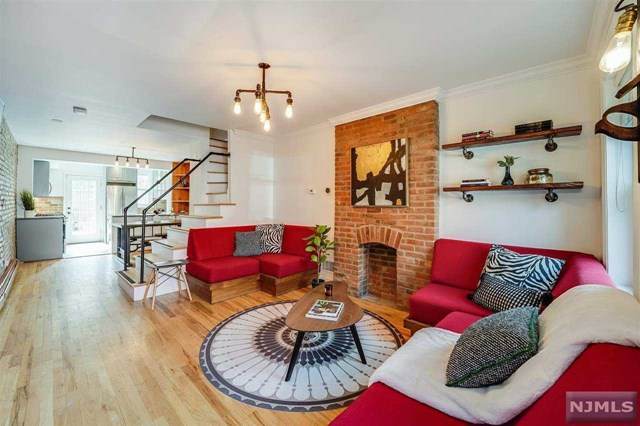 75 Erie Street - Photo 1