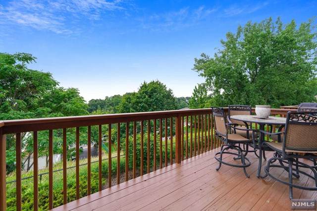 54 Metro Vista Drive - Photo 1