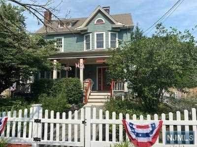142 2nd Avenue - Photo 1