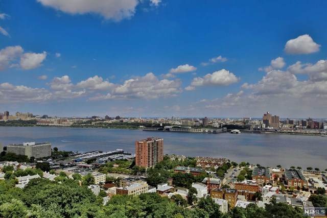 100 Carlyle Drive - Photo 1