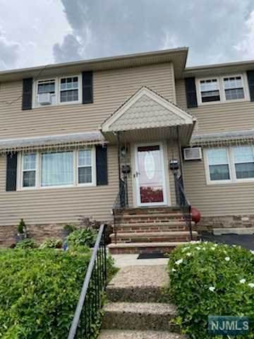 106 Hunter Street - Photo 1