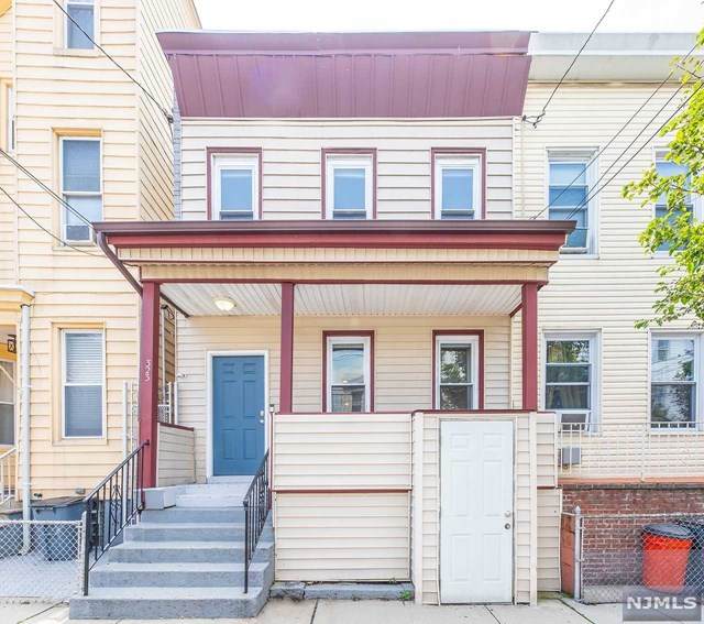 323 41st Street - Photo 1