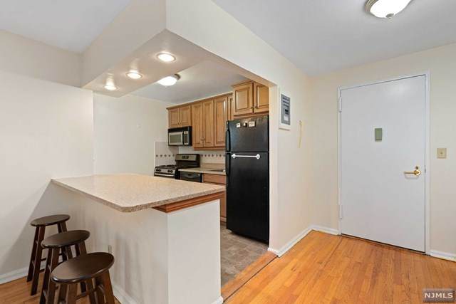 2205 Central Road - Photo 1