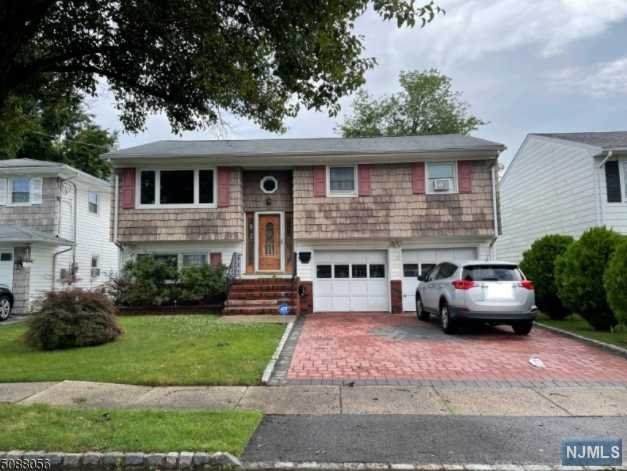 2713 Linwood Road - Photo 1