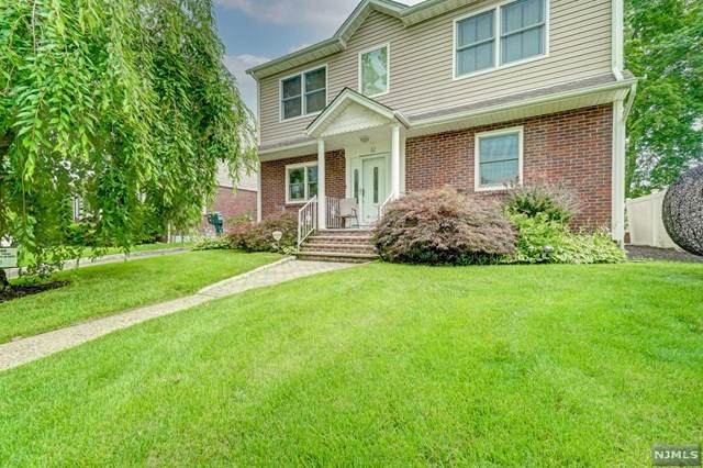 62 Maiden Lane - Photo 1