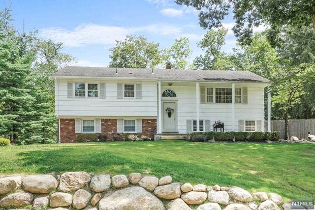 162 Manito Avenue - Photo 1