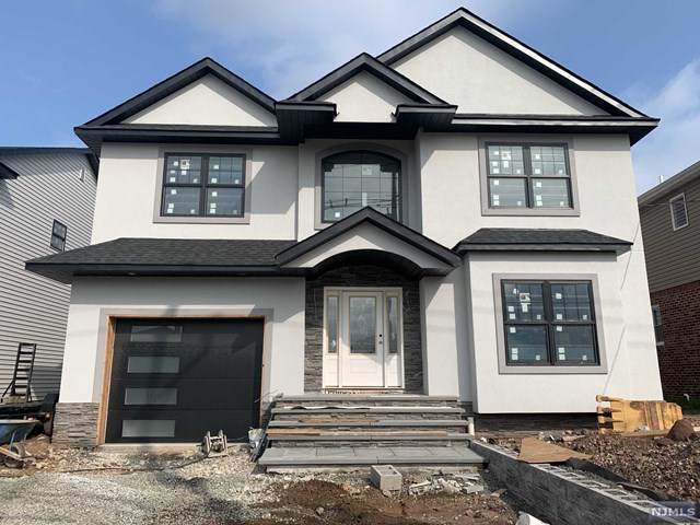 55 Mount Pleasant Avenue - Photo 1