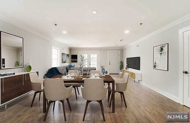 113 38th Street - Photo 1