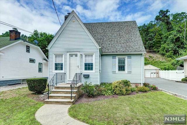 40 Rhinesmith Avenue - Photo 1