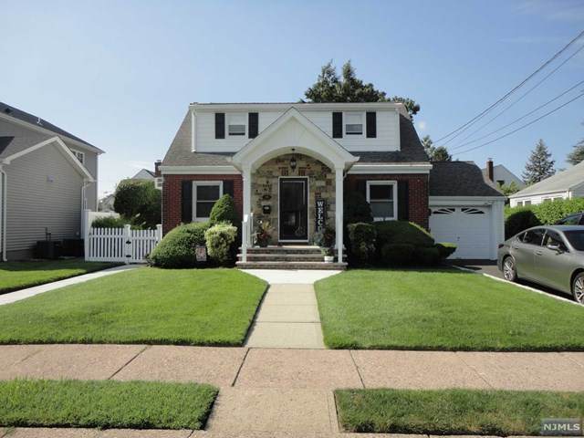 105 Skillman Terrace - Photo 1