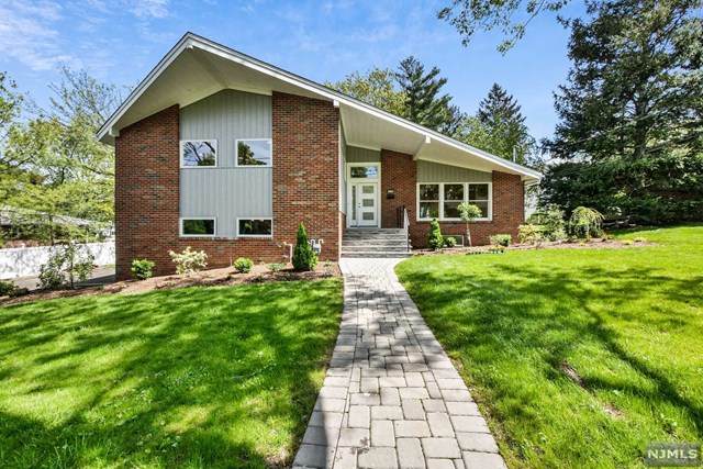 187 Charlotte Place - Photo 1