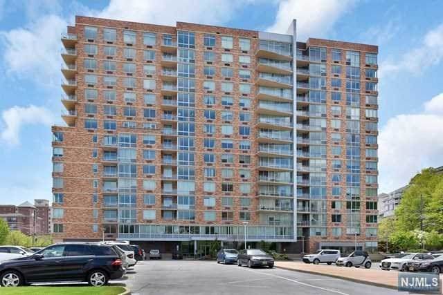 307 Hudson Park - Photo 1