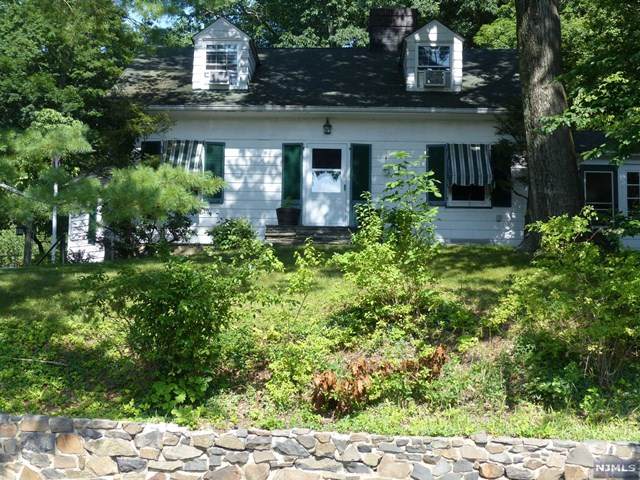192 Runnymede Road - Photo 1