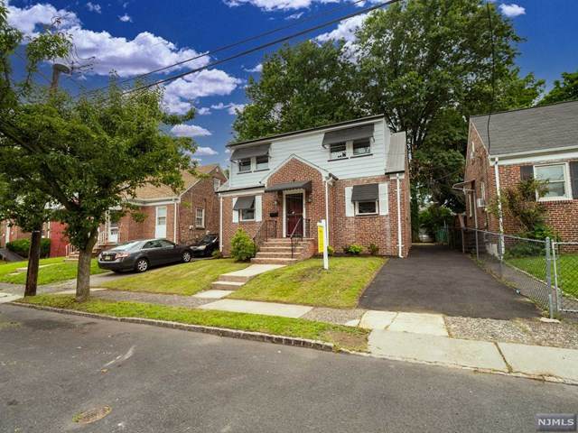 43 Dupont Place - Photo 1