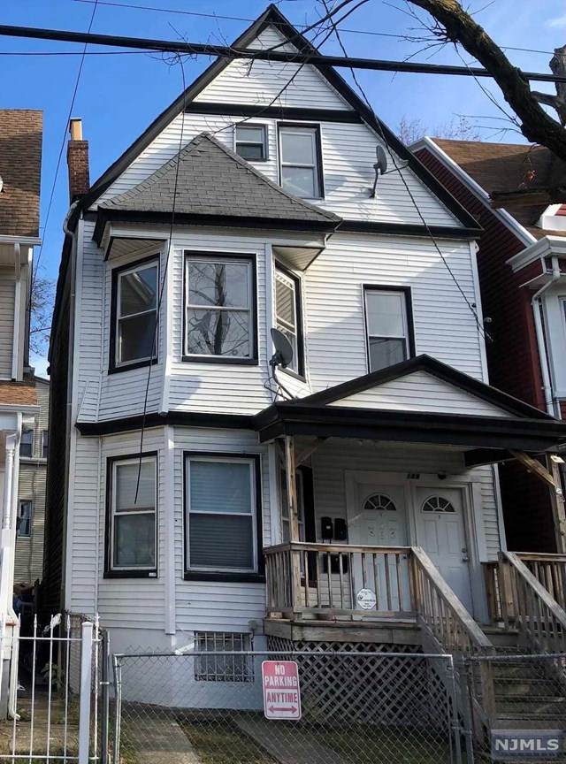 189 9th Street - Photo 1