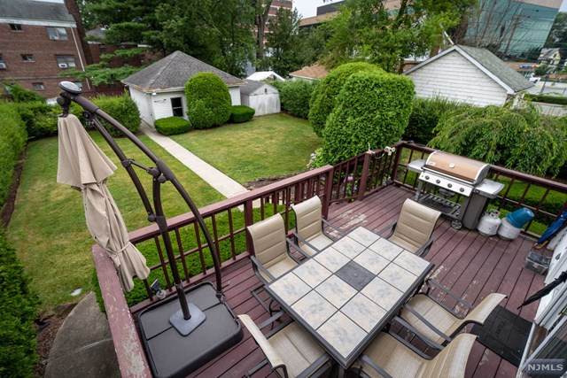 28 Summit Avenue - Photo 1
