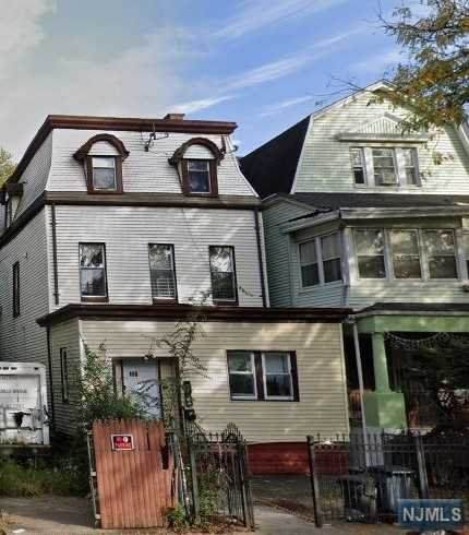 185 Roseville Avenue - Photo 1