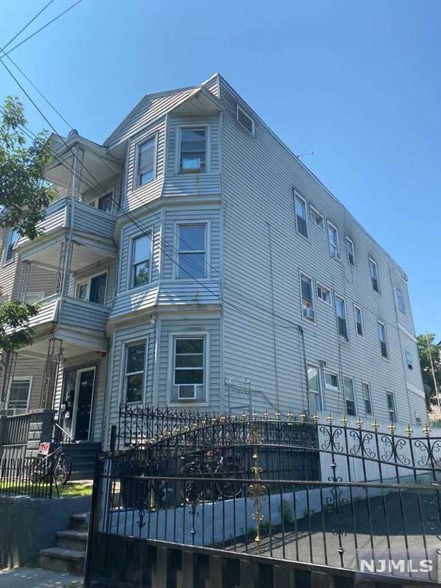 135 Marion Street - Photo 1