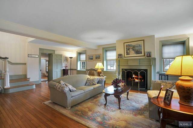 586 Teaneck Road - Photo 1