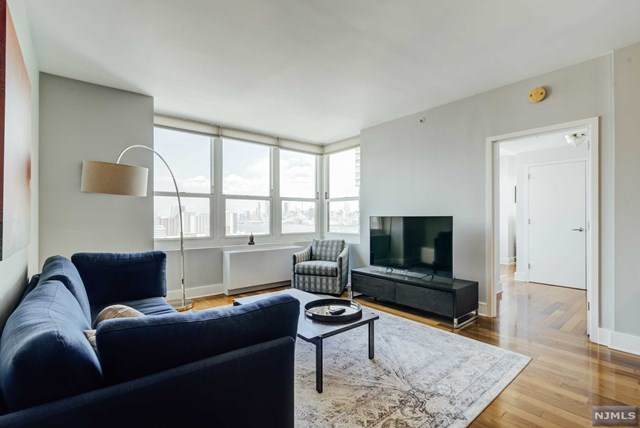 88 Morgan Street - Photo 1
