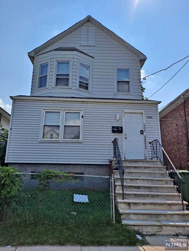 1522 Wood Avenue - Photo 1