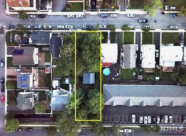 54 Sheridan Avenue - Photo 1