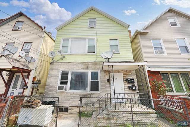 211 Clark Place - Photo 1