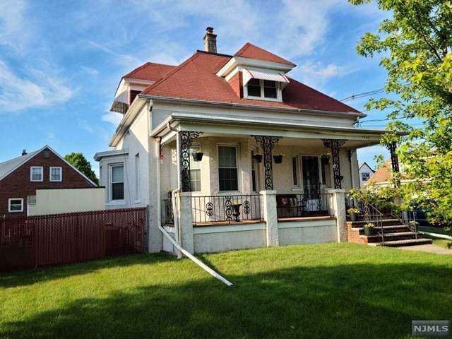 1432 Roosevelt Avenue - Photo 1