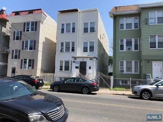 22 Stuyvesant Avenue - Photo 1