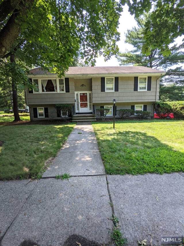 138 Grant Avenue - Photo 1