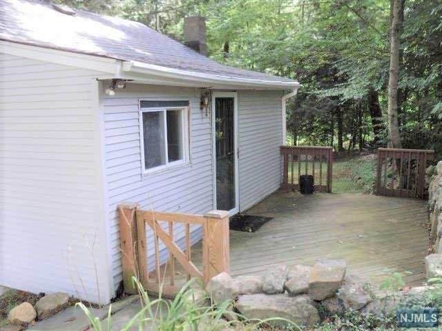 27 Risley Road - Photo 1