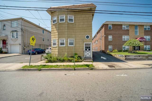 251 Schuyler Avenue - Photo 1
