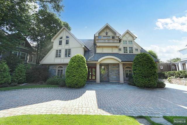 181 Montross Avenue - Photo 1